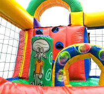 Mini Escorrega Kid Play - Bob Esponja  - Acompanha Motor 680W Bivolt - Imagem 5